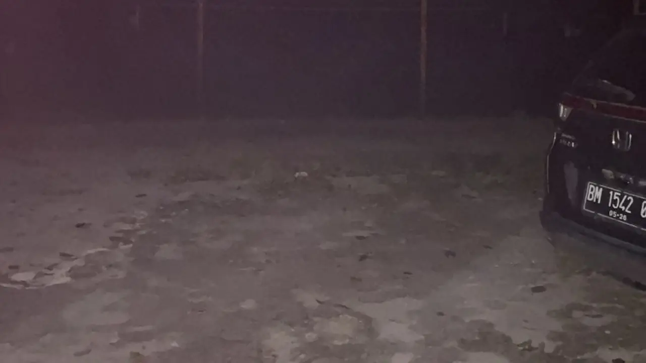 Situasi mati lampu di salah satu perumahan warga kota Pekabaru. (Dok. Istimewa)
