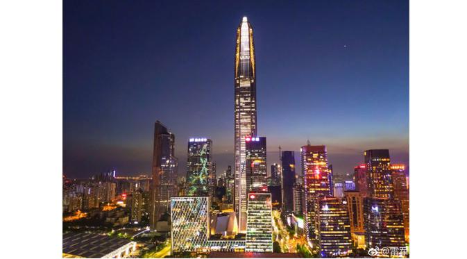 Sampel foto Xiaomi Mi 8 (Foto: CEO Xiaomi, Lei Jun via GSM Arena)