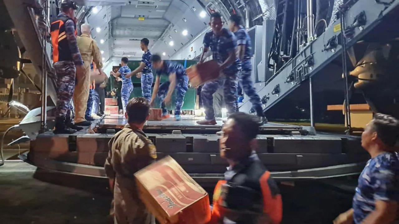 FOTO: Armada Udara Dikerahkan, Distribusi Bantuan ke Aceh–Sumut–Sumbar Dipercepat