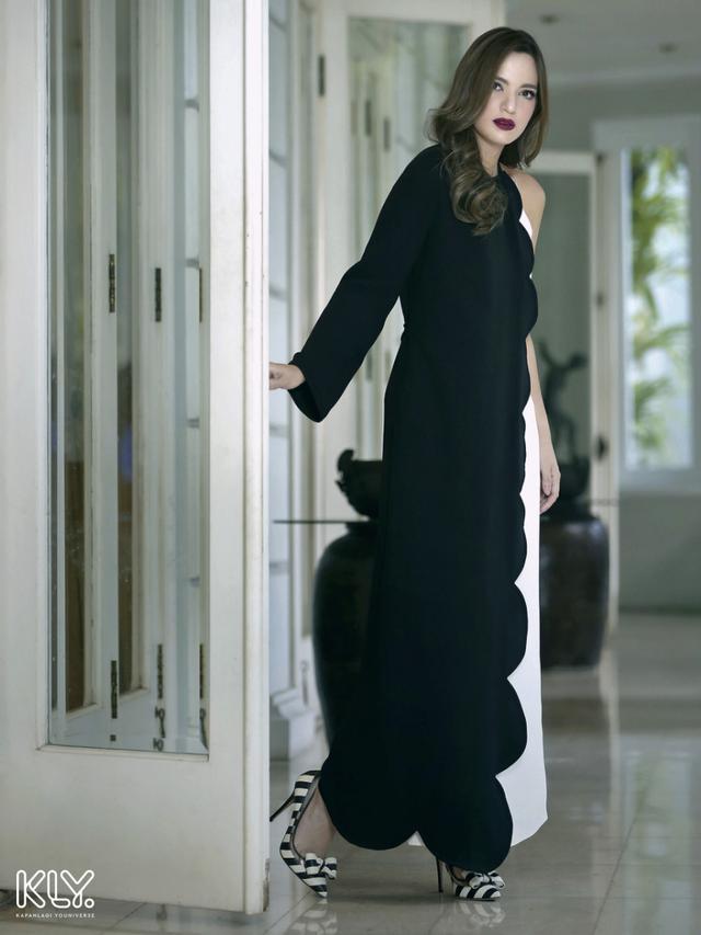 [Fimela] Eksklusif Nia Ramadhani