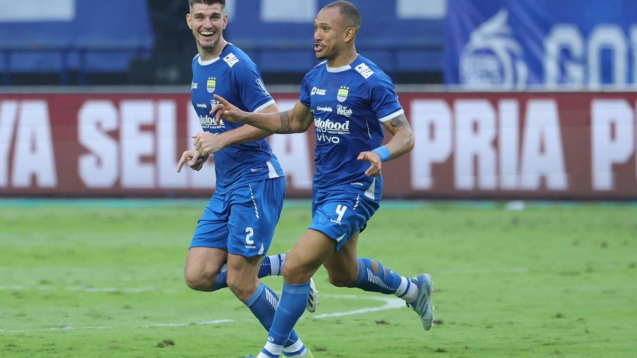 FOTO: Persib Bandung Juara Liga 1 BRI 2024/2025 dengan menutup Kemenangan 3-2 atas Persis Solo
