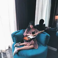 Bubar dari girlband, gaya cewek-cewek ini makin kekinian, lho! (Sumber foto: alikaislamadina/instagram)