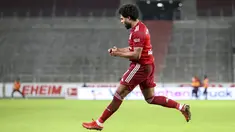 Penyerang Bayern Munchen Leroy Sane merayakan gol kedua timnya yang dicetak ke gawang VfB Stuttgart pada lanjutan Liga Jerman di Mercedes-Benz Arena, Rabu (15/12/2021) dinihari WIB. Bayern Munchen sukses melumat VfB Stuttgart dengan skor 5-0. (Tom Weller/dpa via AP)