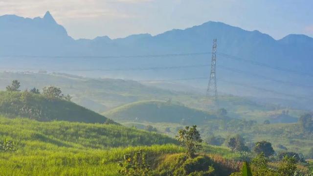 Gunung Anjasmoro yang lokasinya berdekatan dengan Gunung Arjuno-Welirang