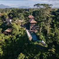 Komitmen jangka panjang terhadap alam, komunitas, dan perubahan yang tenang.