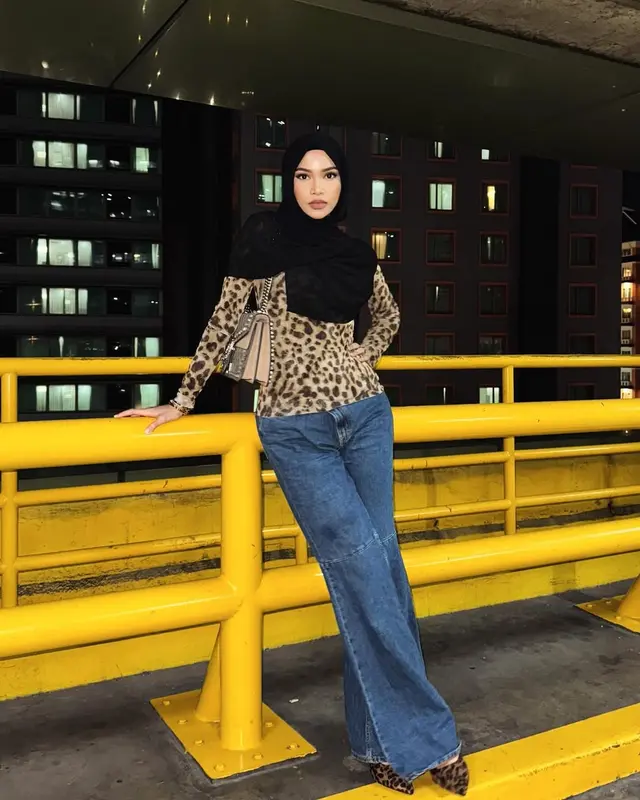 6 Potret terbaru Alyssa Spischak, putri sambung Ustaz Derry Sulaiman, memesona pakai hijab