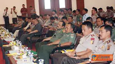Citizen6, Bogor: Kegiatan yang diadakan oleh Polda Jabar bersama Kodam III/Slw dan Pemda Provinsi Jawa Barat ini, di ikuti sekira 3.500 Bhabinkamtibmas, Babinsa dan Kepala Desa/Lurah seJawa Barat. (Pengirim: Pendam3)