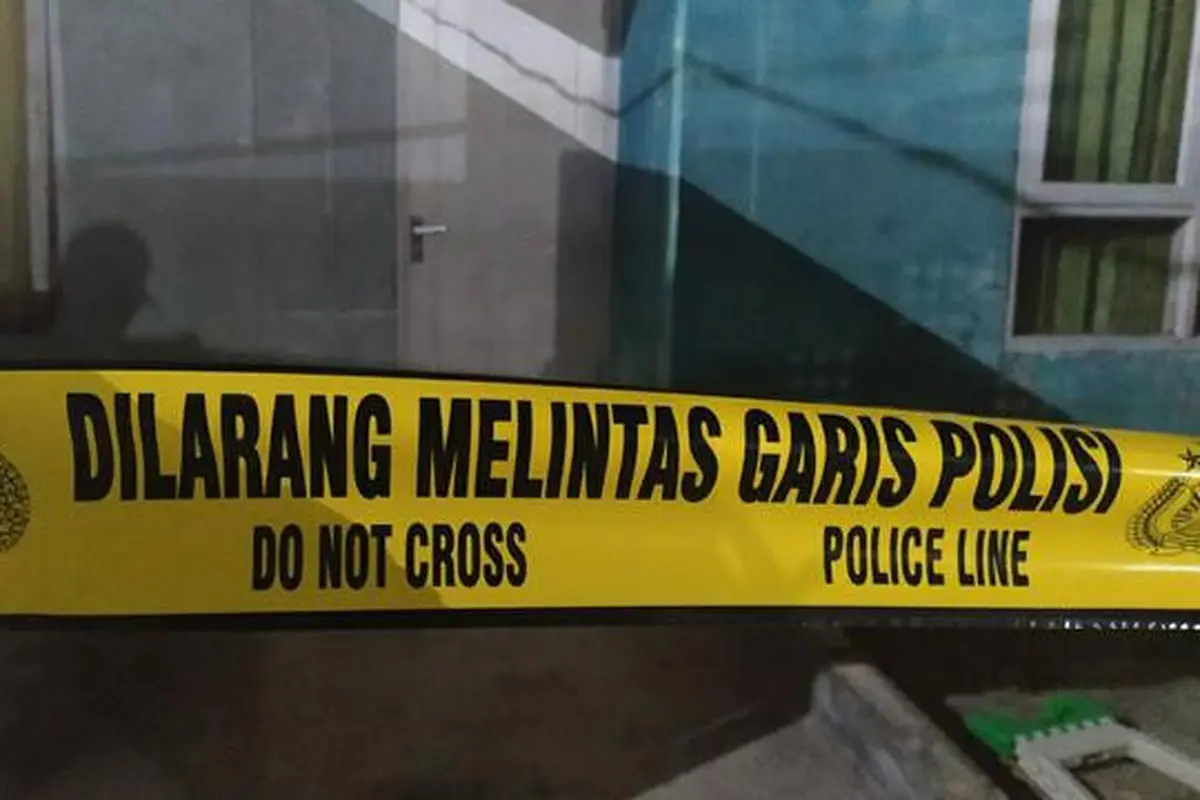 Ilustrasi Garis Polisi. (Liputan6.com/Achmad Sudarno)