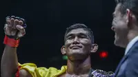 Aung La “The Burmese Python” N Sang (dok One Championship)