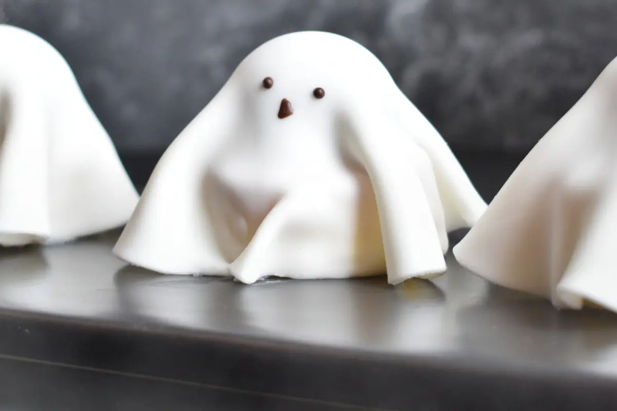 Spooky Marshmallow Cheesecake