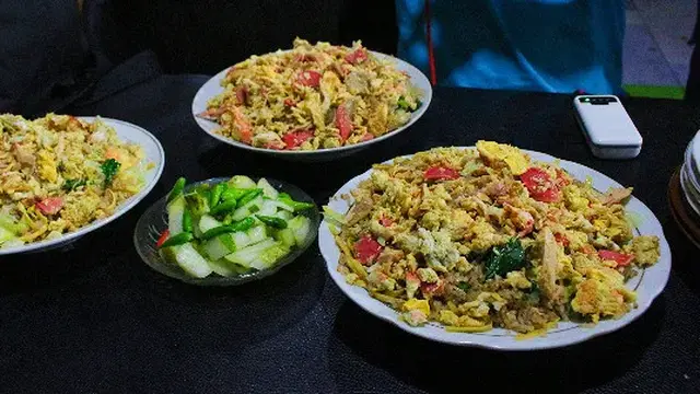 Nasi Goreng Jumbo Pak Dji di Gang Manunggal No 18, Malang  (Foto: Google Maps/Nasi Goreng Pak Dji Porsi Jumbo)