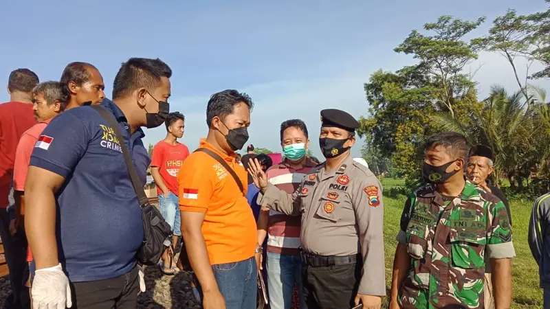 Warga Kebumen geger seturut ditemukannnya sesosok jenazah misterius di saluran irigasi. (Foto: Liputan6.com/Polres Kebumen)