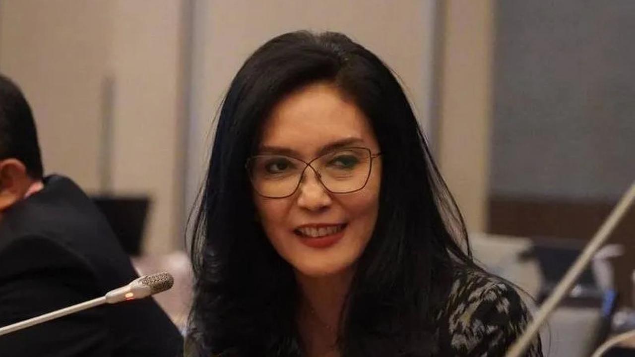VIDEO: Rieke PDIP Emosi Subsidi Pertamina Tak Tepat Sasaran "Bapak Yang Makan Kue Haknya Fakir Miskin!"
