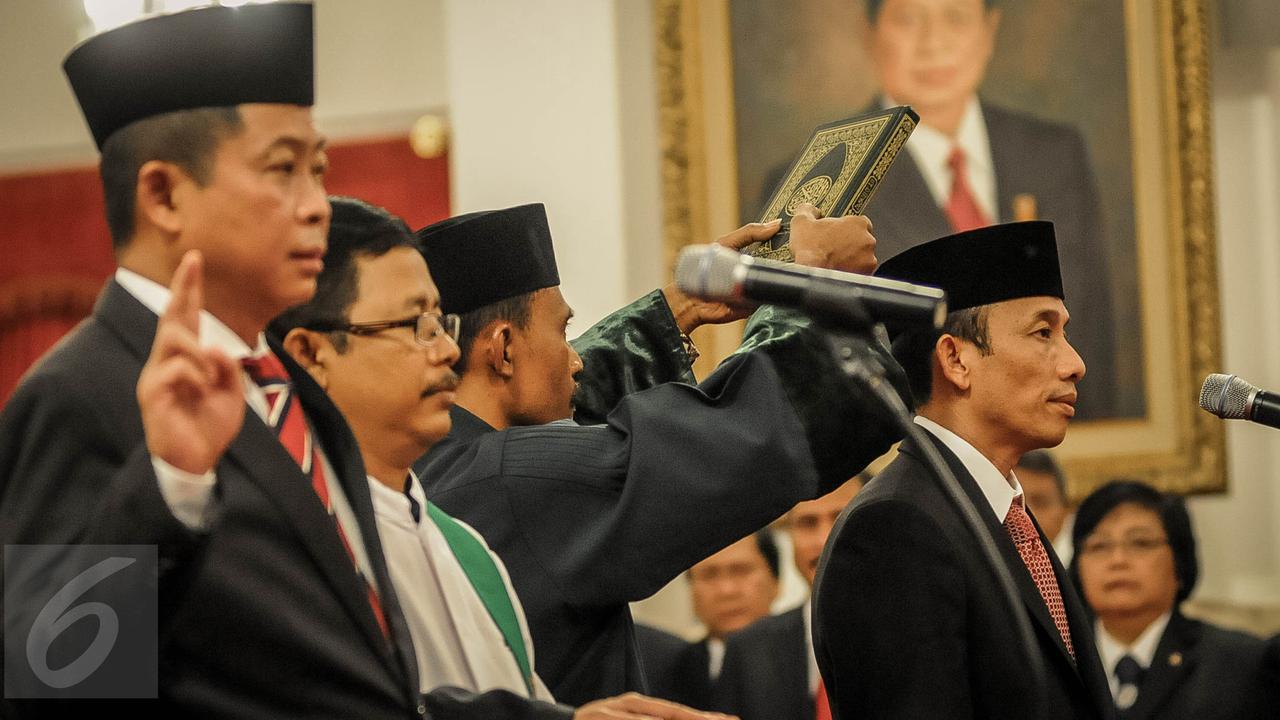 20161014-Jokowi Lantik Menteri dan Wakil Menteri ESDM-Jakarta