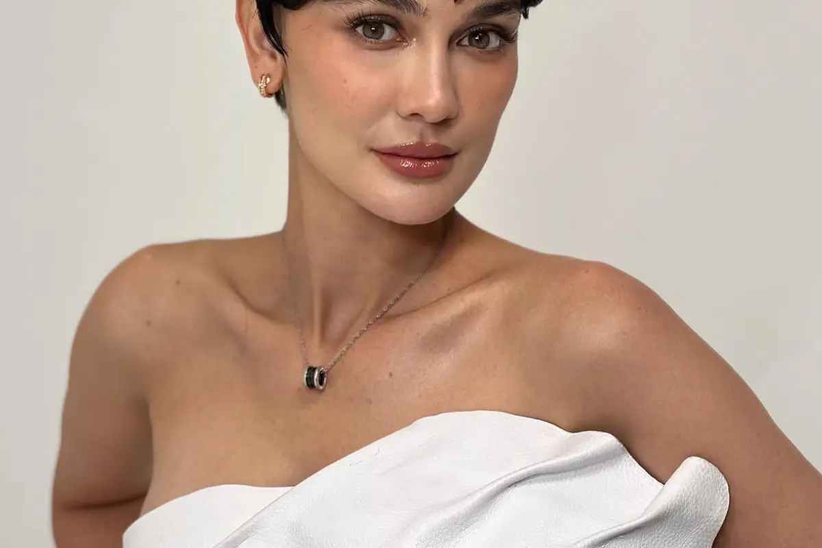 Tampilan Manglingi Luna Maya dengan Rambut Baru, Terlihat Fresh dan Awet Muda dengan Rambut Pixie Cut