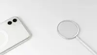 MagSafe Charger Terbaik yang Bikin Pengisian Daya iPhone Makin Praktis
