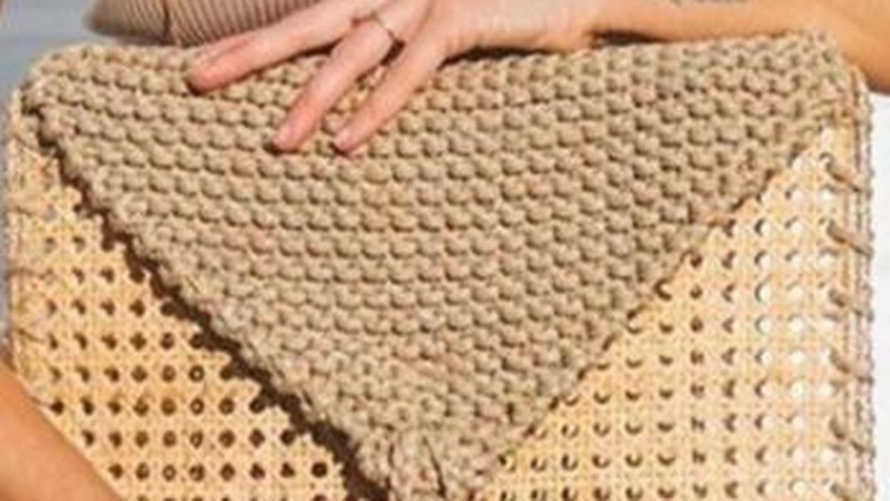 22. Envelope Bag