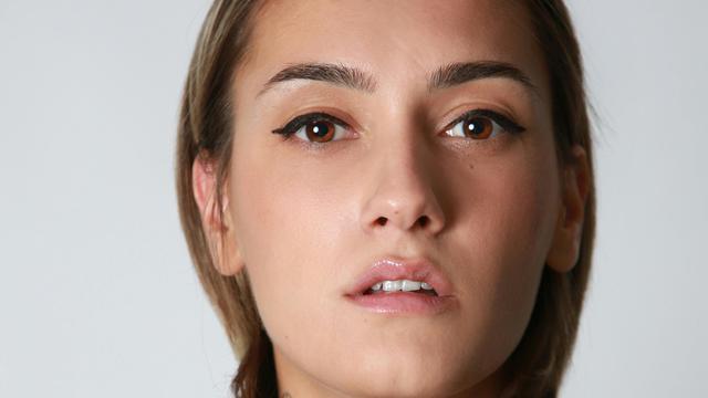 4 Tips Mengaplikasikan Eyeliner untuk Pemilik Double Eyelid (pexels.com)