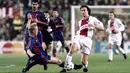 Saat menjadi pemain, Ronald Koeman dikenal sebagai bek paling berpengaruh dan memiliki kehebatan dalam mencetak gol di sepak bola modern. (AFP/Gerard Julien)