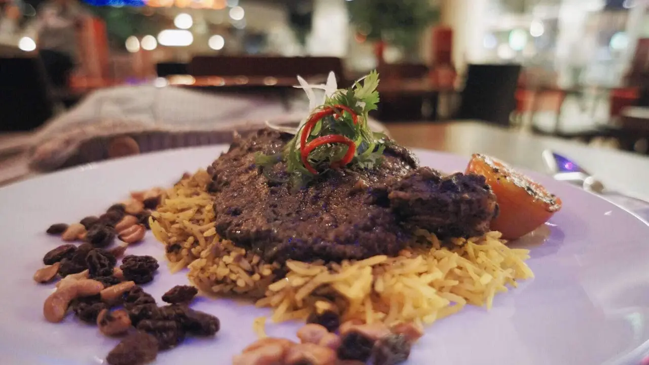 6 Wisata Kuliner Hits di Jakarta, Restoran Fusion Hingga Cafe Dessert Cantik