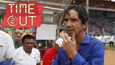 Meski belum ada evaluasi resmi dari manajemen PSM Makassar usai gagal di Trofeo Persija, sejumlah nama pelatih sudah beredar di kalangan suporter untuk disiapkan jadi suksesor andai Luciano Leandro dilengserkan sebagai pelatih.