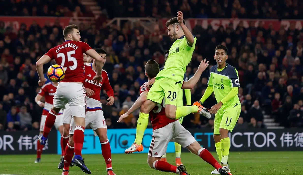 Menghadapi Middlesbrough, Liverpool langsung membuka keunggulan ketika pertandingan berjalan 29 menit. Umpan Nathaniel Clyne dikonversi menjadi gol Adam Lallana. (Action Images via Reuters/Ed Sykes) 