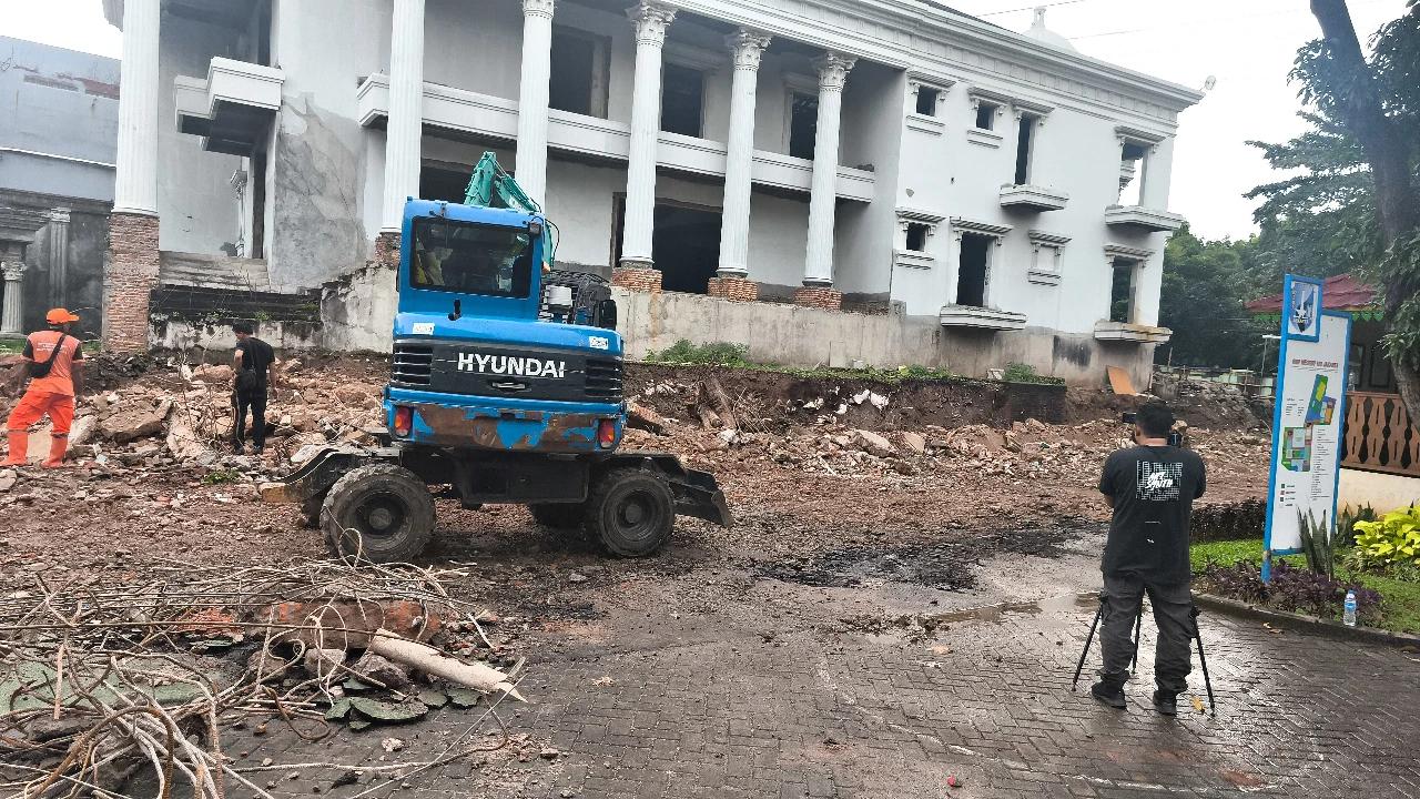 Pekan Ini, Tembok Roboh di SMPN 182 Kalibata Diperbaiki Biaya Ditanggung Pemilik