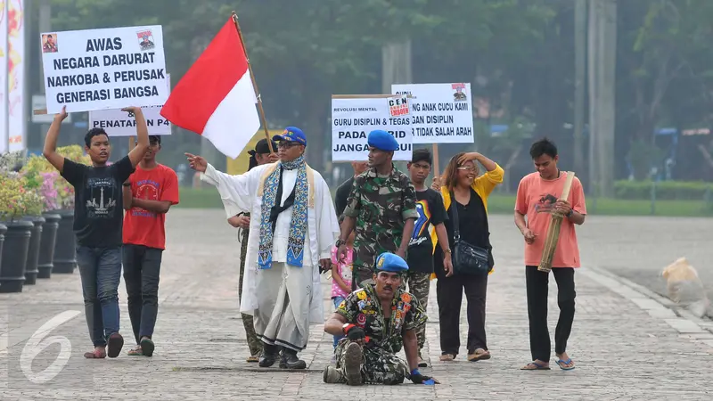 20160617-Kopral Bagyo Bikin Heboh Monas di HUT ke-70 Pomad-Jakarta