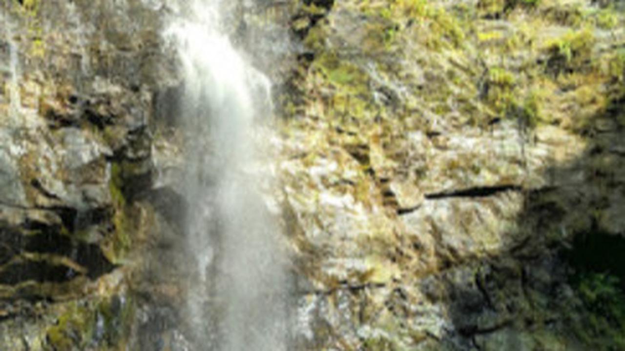5. Air Terjun Bidadari<br>