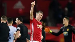 Bastian Schweinsteiger - Pemain asal Jerman ini diboyong Manchester United dari Bayern Munchen pada tahun 2015. Sebelum mengalami cedera, Bastian Schweinsteiger mencatatkan 18 laga di Premier League pada musim pertamanya di Manchester United. (AFP/Paul Ellis)