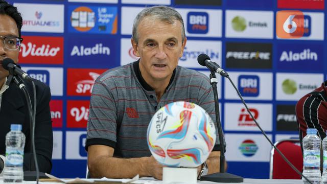 FOTO Milomir Seslija, Persis Solo