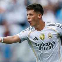 Pemain Real Madrid, Arda Guler melakukan selebrasi setelah mencetak gol ke gawang Pachuca pada laga matchday 2 Grup H Piala Dunia Antarklub 2025 di Bank of America Stadium, Senin (23/06/2025) dini hari WIB. (AP Photo/Nell Redmond)