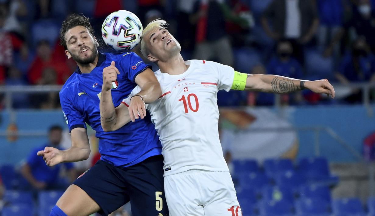 Banyak terlibat dalam permainan. Manuel Locatelli sukses menyentuh bola sebanyak 57 kali. Umpan-umpannya menjadi roda penggerak permainan Italia dimana mampu melepaskan 8 umpan ke area pertahanan lawan dari 51 kali percobaan. (Foto: LaPresse via AP/Alfredo Falcone)