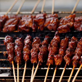 Ilustrasi Sate (Photo by ignartonosbg on pixabay)