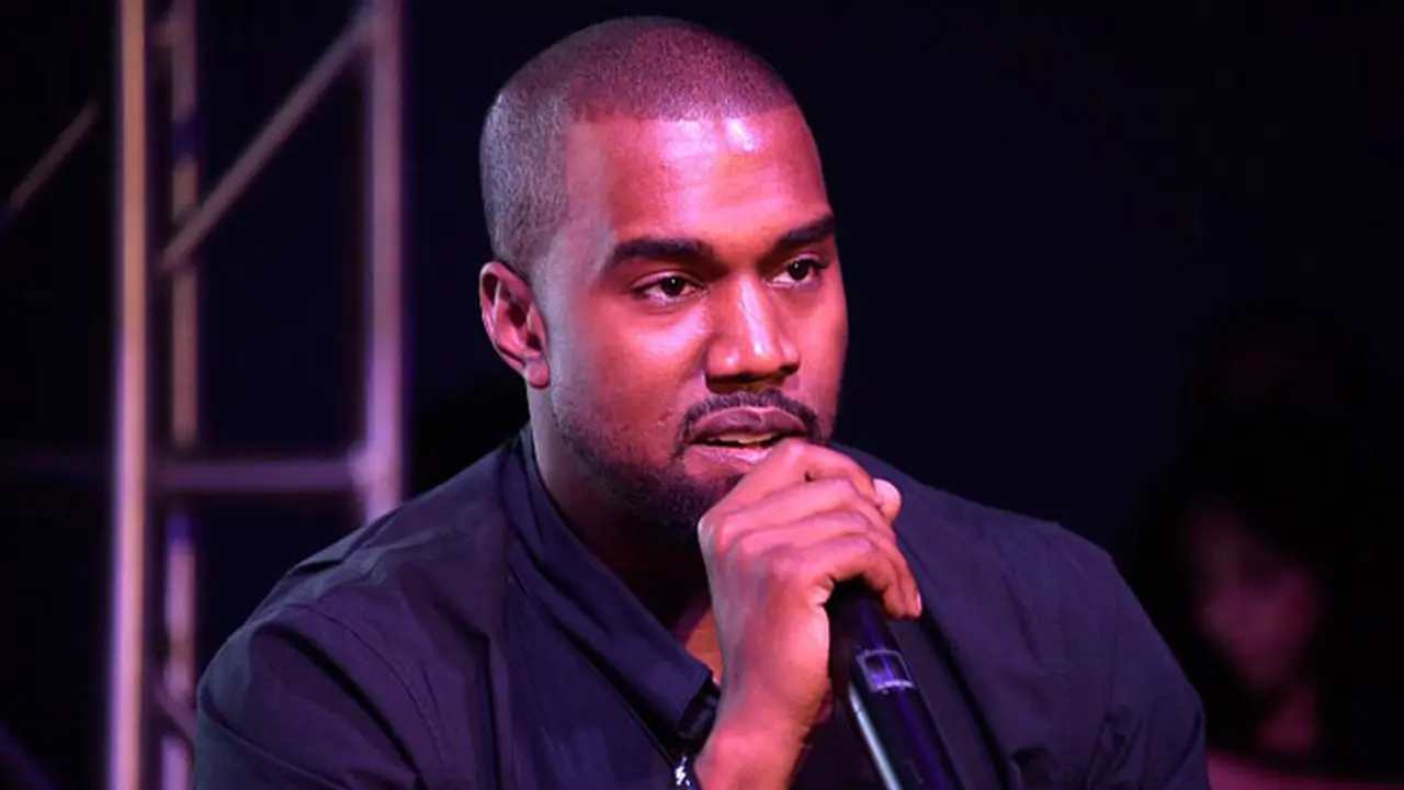kanye-west-131212b.jpg