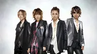 L'Arc en Ciel, band asal Jepang.