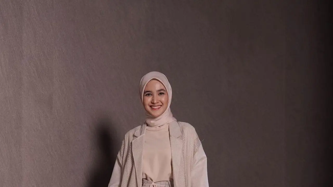Model Celana Lebaran Wanita ala Korea