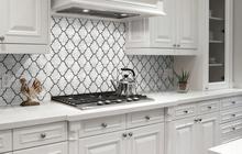 Tren Warna Keramik Dapur Minimalis Terbaru, Ciptakan Nuansa Hangat dan Ceria saat Memasak