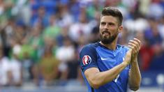 Pemain Arsenal, Olivier Giroud saat tampil bersama Prancis pada babak 16 besar Piala Eropa 2016 di Stade de Lyon, Lyon, Prracis, (26/6/2016). Prancis lolos ke perempat final. (REUTERS/Yves Herman)