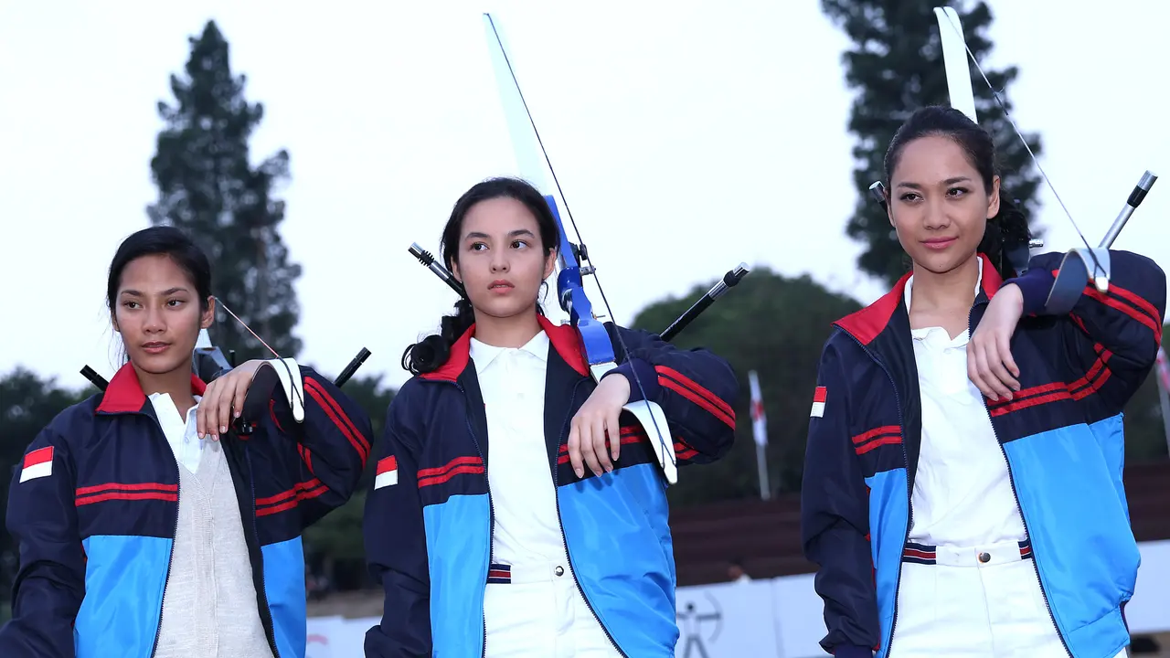 [Bintang] Bunga Citra Lestari (BCL), Chelsea Islan dan Tara Basro