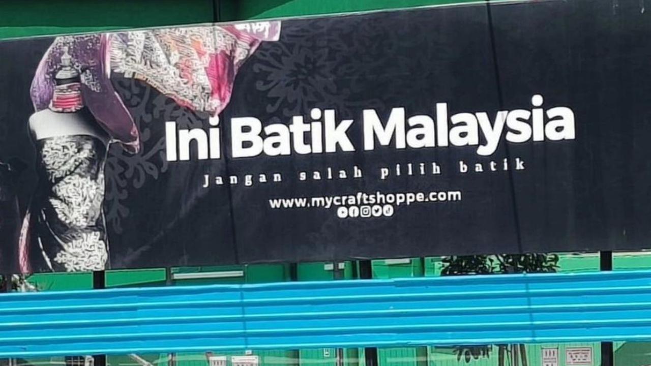 Malaysia kembali klaim batik dengan potret baliho yang beredar di media sosial