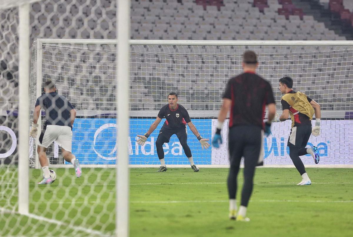 FOTO: Latihan Terakhir Timnas Indonesia Jelang Laga Melawan China