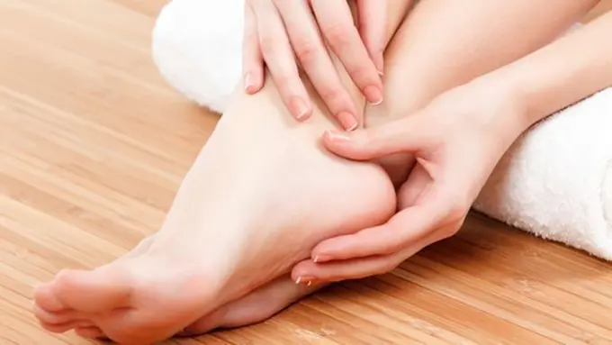 Kaki pecah-pecah/Copyright Shutterstock