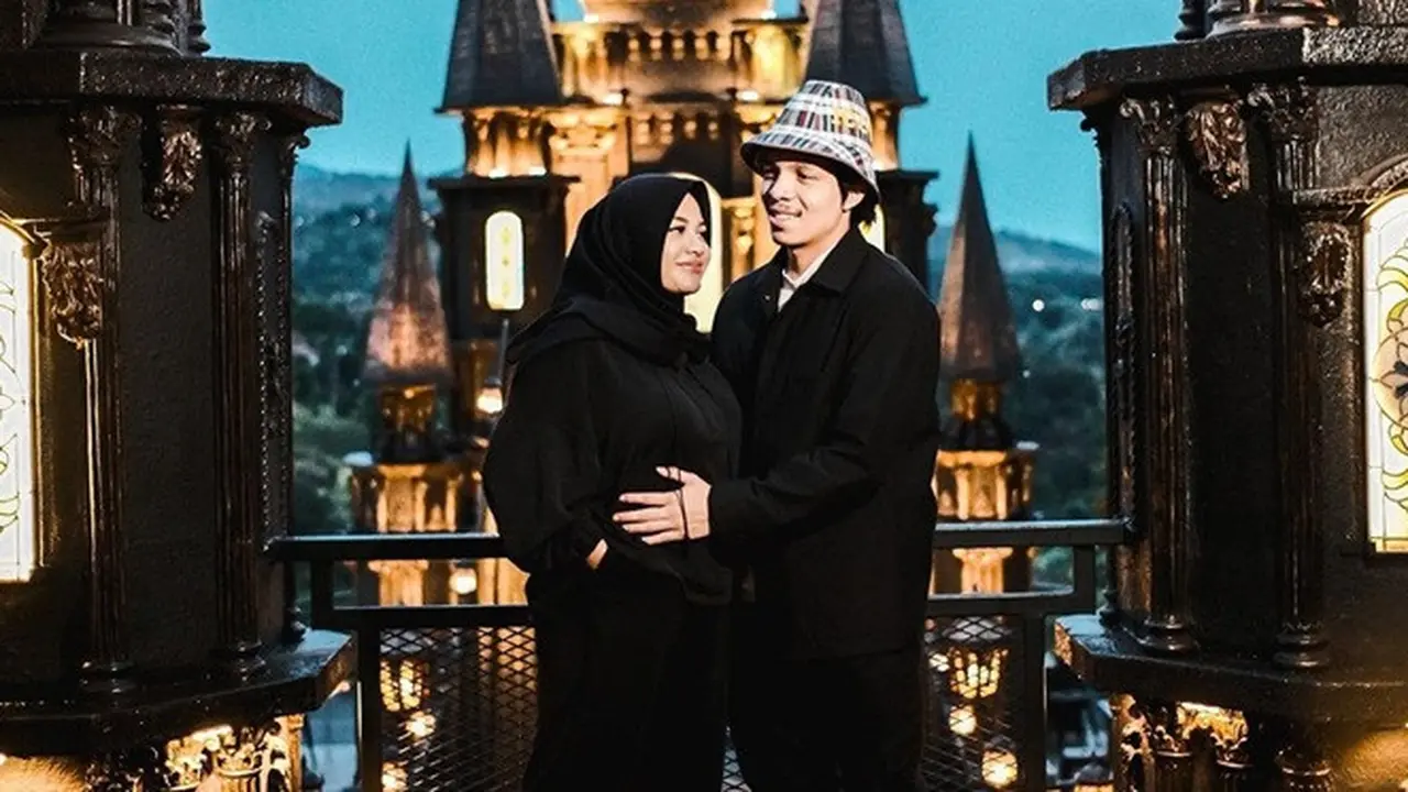7 Momen Babymoon Aurel Hermansyah dan Atta Halilintar, Tampil Kompak