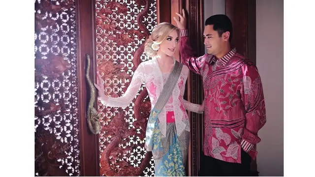 6 Potret Mesra Varsha Strauss dan Panji Trihatmodjo, Harmonis 5 Tahun Menikah