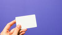 Ilustrasi voucher belanja. (dok. Claire Abdo/Unsplash)