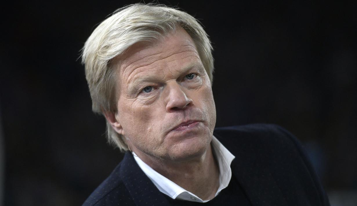 <p>Legenda kiper Bayern Munchen, Oliver Kahn telah memberikan ucapan selamat untuk penghargaan Ballon d'Or 2021 kepada Lionel Messi. Namun, ia menganggap bahwa Robert Lewandowski lebih pantas mendapatkan penghargaan tahun ini. (AFP/Ina Fassbender)</p>