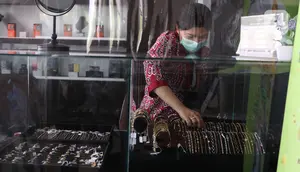 Harga Emas Antam Sepekan Sempat Lesu, Kemudian Berbalik Arah Menguat