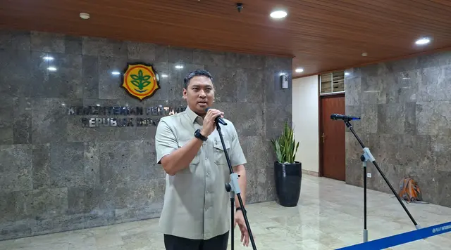Sudaryono: Nanik S Deyang Kakak Saya