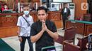 Terdakwa kasus pembunuhan Brigadir Nopriansyah Yosua Hutabarat (Brigadir J), Richard Eliezer usai mengikuti sidang di Pengadilan Jakarta Selatan, Rabu (11/1/2023). Majelis Hakim Pengadilan Negeri (PN) Jakarta Selatan menunda sidang pembacaan tuntutan terdakwa Richard Eliezer Pudihang Lumiu. (Liputan6.com/Angga Yuniar)